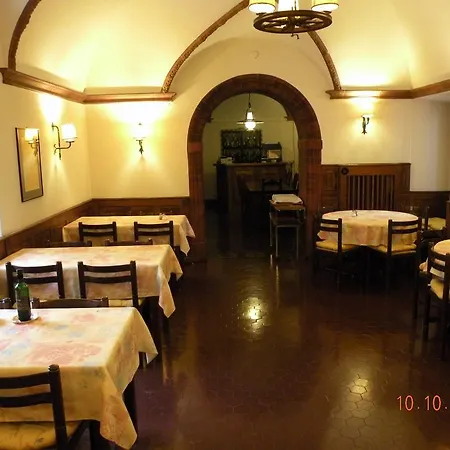 酒店 Schlosshotel 洛迦诺